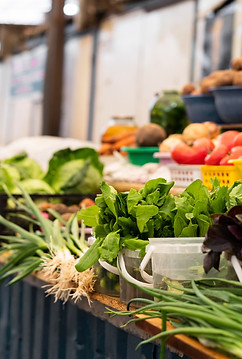 market-concept-with-vegetables.jpg