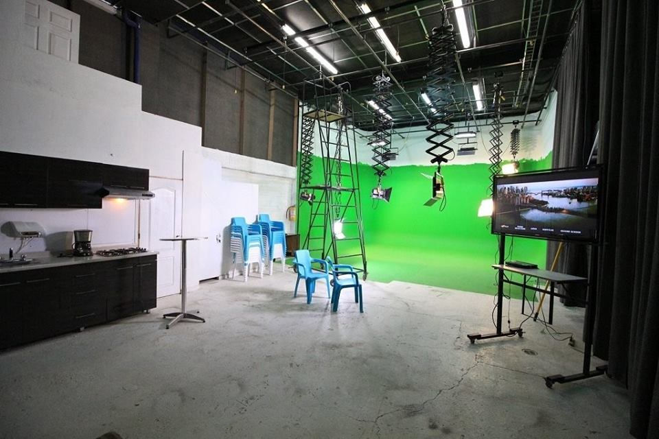 Thumbnail: ESTUDIO INSONORIZADO PARA CINE, TV Y PUBLICIDAD