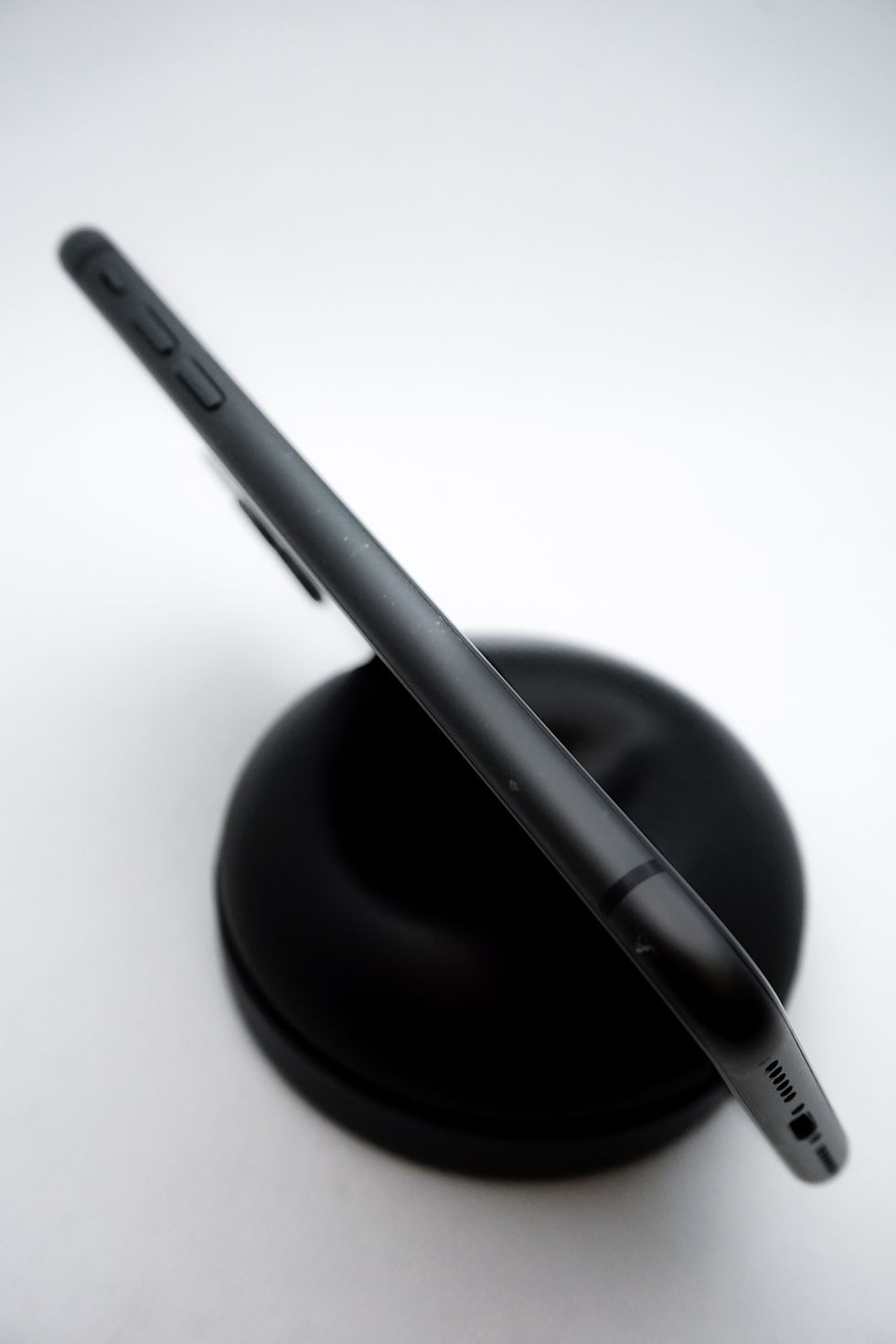 Thumbnail: Apple iPhone 11 64GB - Black