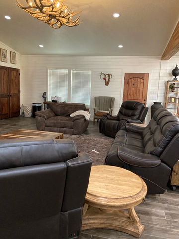 hunting lodge.HEIC