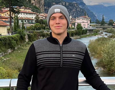 XctuS-rtwzzrr4fgf3ehlyztztbe4z_edited.jp