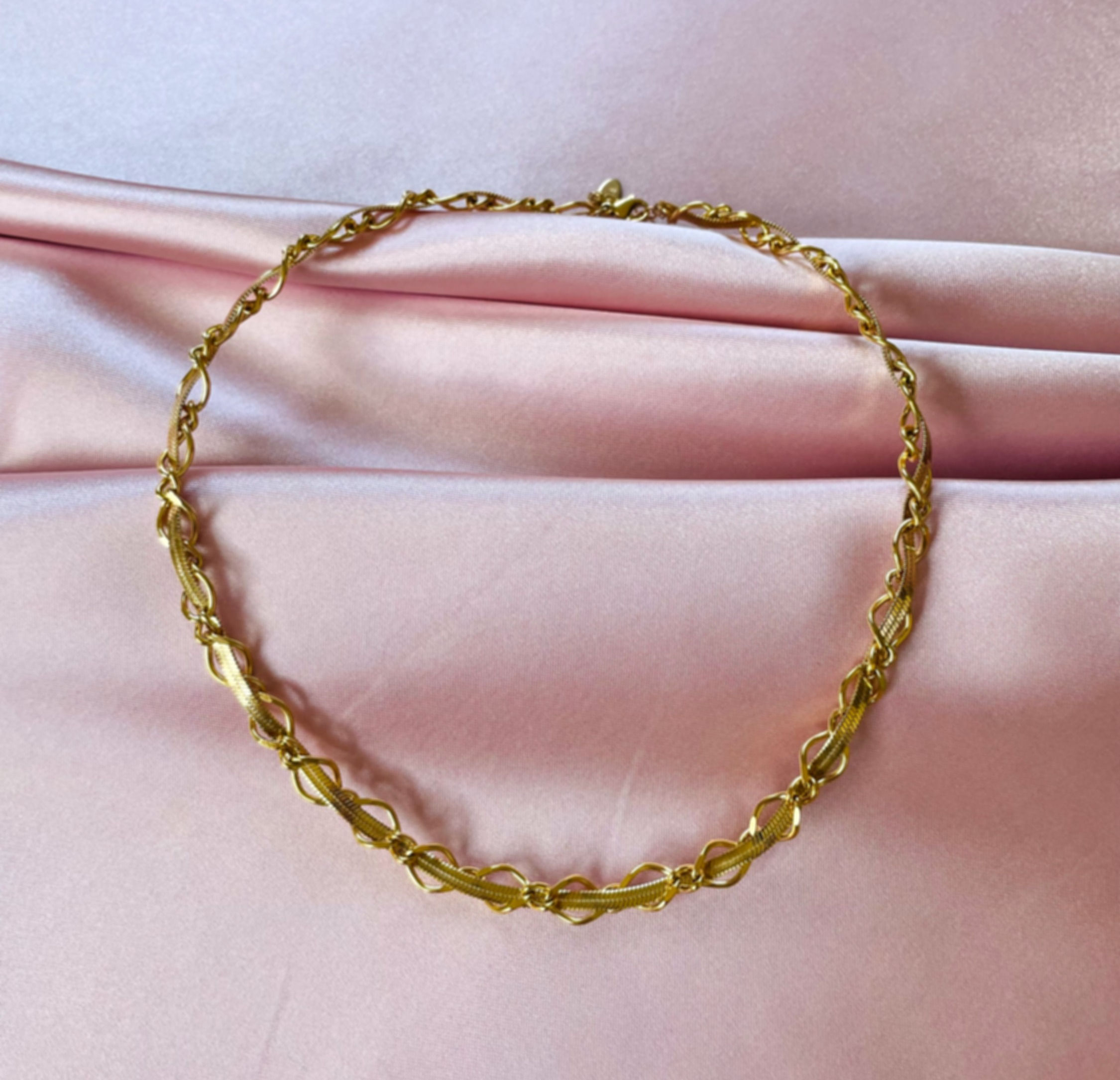 Mixed Chain necklace.