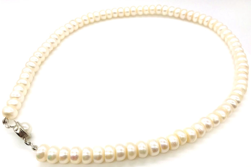 Thumbnail: Pearl crystal necklace for protection, wealth, fertility, emotional balance and spiritual healing