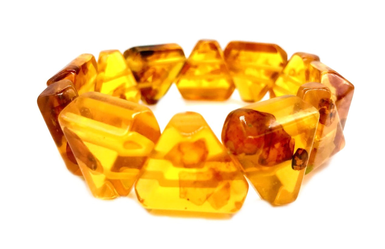 Baltic Amber Triangle Bracelet for vitality and positive energy