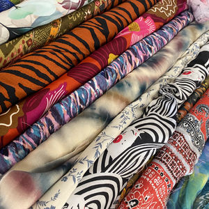 Tissus au mètre à motifs