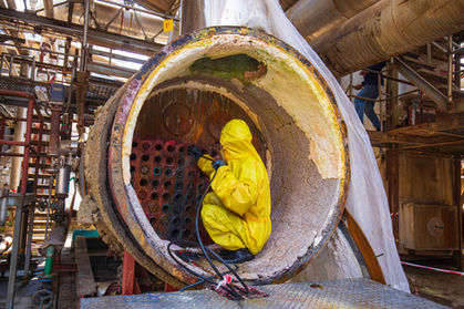 Nettoyage complet de vos bacs de traitement des eaux usées, incluant pompage et gestion des boues, pour assurer le respect des normes environnementales.