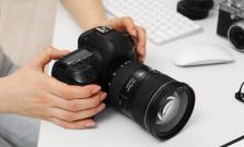 hong kong photographer risks