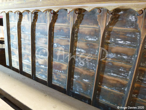 023 - Sand Top flat boards & inter rib carvings