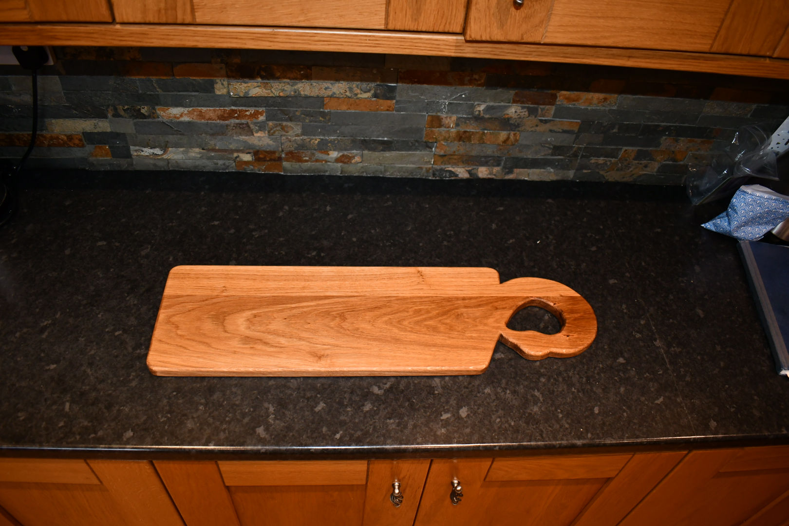 Swan Design Oak Large Charcuterie Board