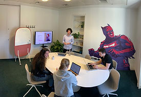 salle de réunion La Base coworking rennes.jpeg