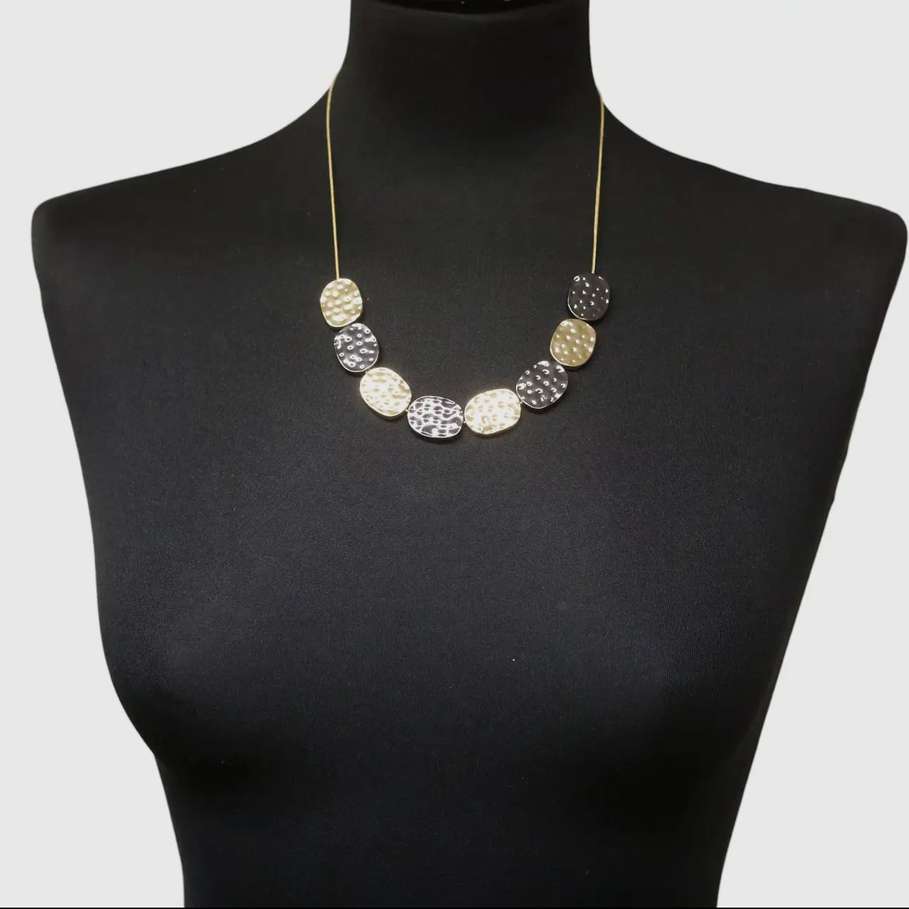 Short Battered Circle Necklace