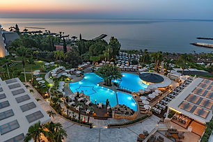 4* MEDITERRANEAN BEACH HOTEL