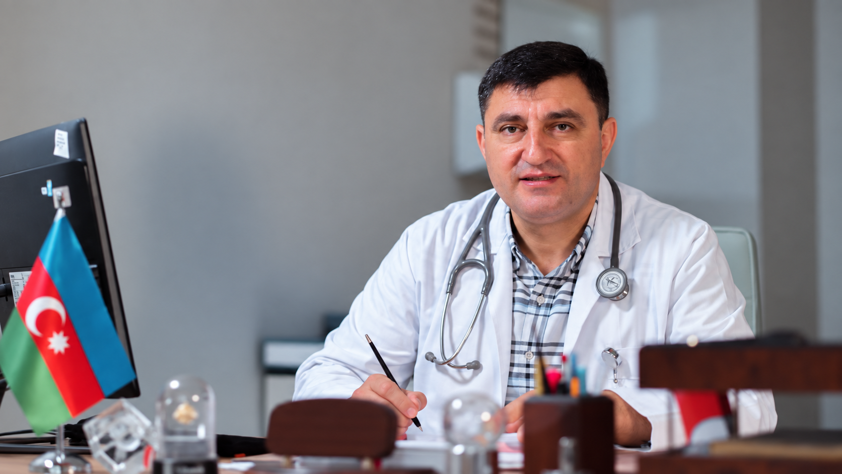 Dr. Anar Əmrah