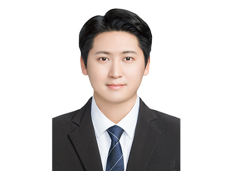 증명사진_김용찬_edited_edited_edited_edited.png