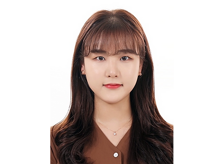 박수진_edited.png