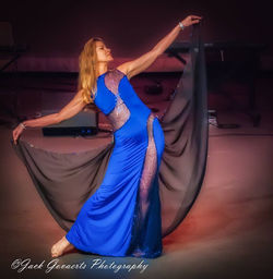 10481922_850215358333488_106654949921227329_n