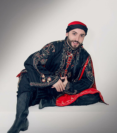 Lebanese Simon Orlando Belly Dancing_edited.jpg