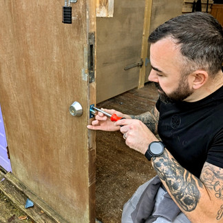 Beginner locksmith training, learn to fit locks with Taylors Locksmith Training