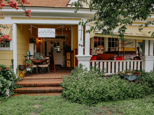 The Summer House front porch in Hartwell, Georgia