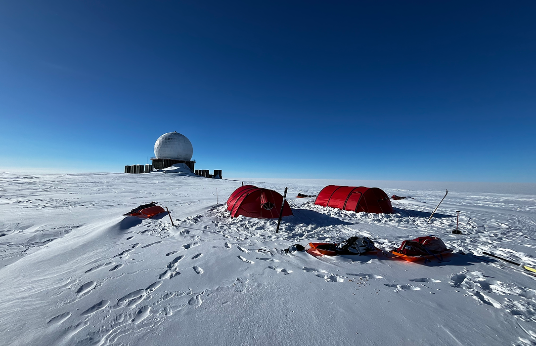 Greenland-Crossing-Arctic-Camping.HEIC