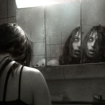 La vida detrás del espejo