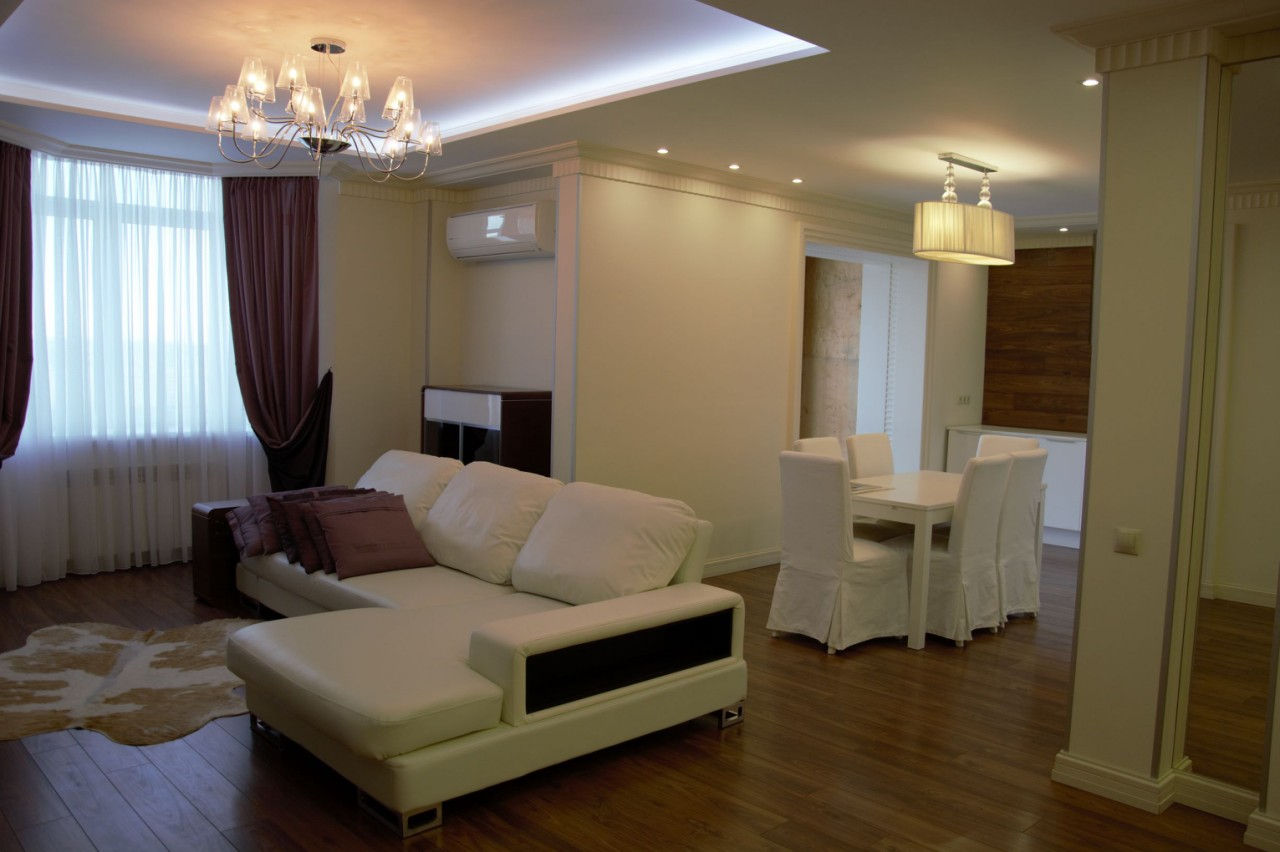 3-х комнатная, Победа 178/1