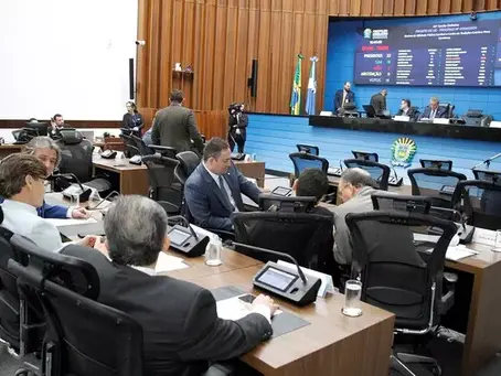 Deputados aprovam medida de defesa sanitária que proíbe "Dama da Noite"