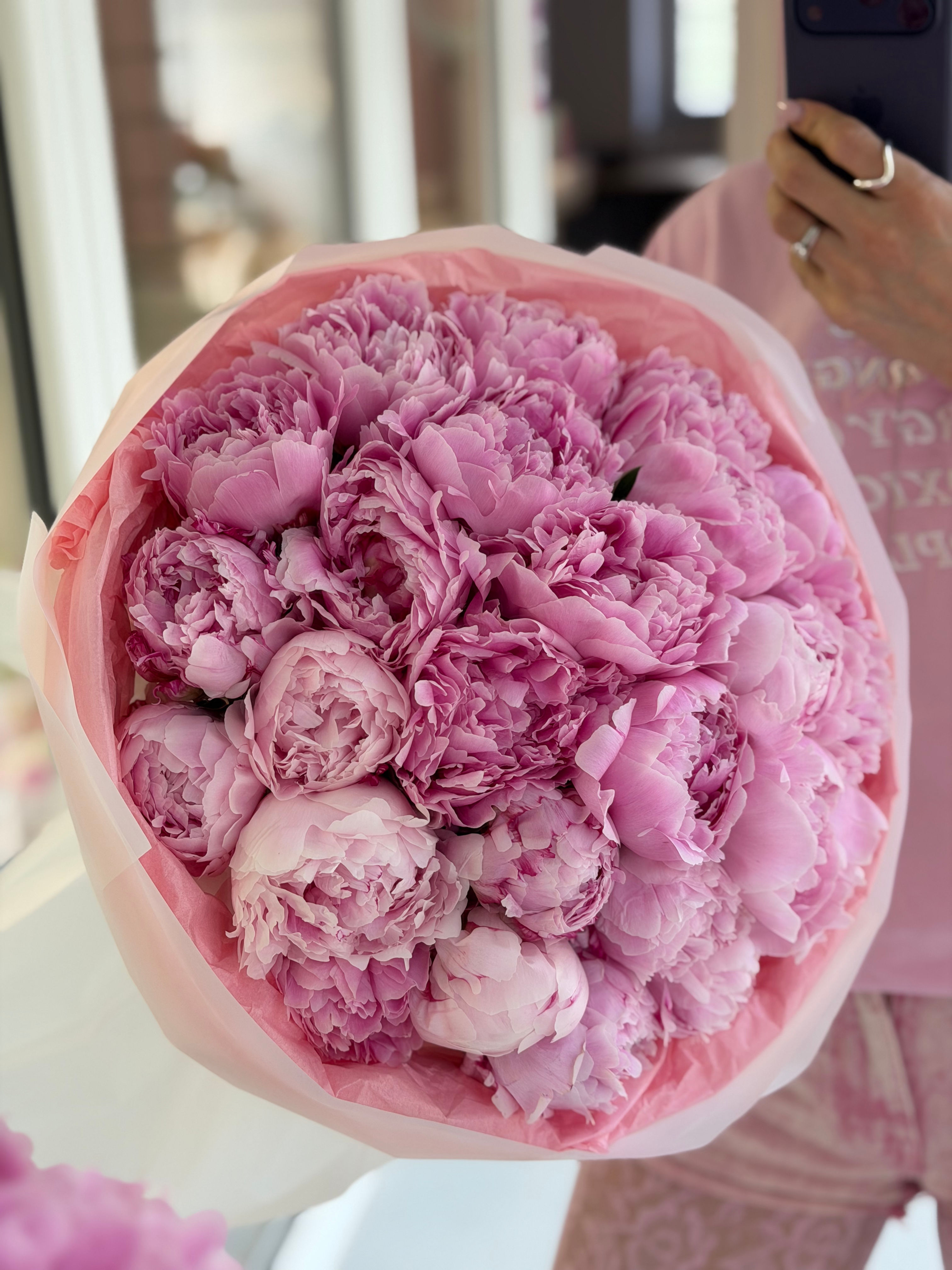 Peonies love 