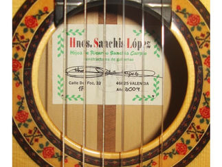 Luthieres centenarios, orgullosos de su contribución al flamenco