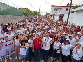 CIUDADANÍA DE LAS COLONIAS APATLACO Y PARAÍSO APOYAN A RAFA REYES Y A DAVID ORTIZ