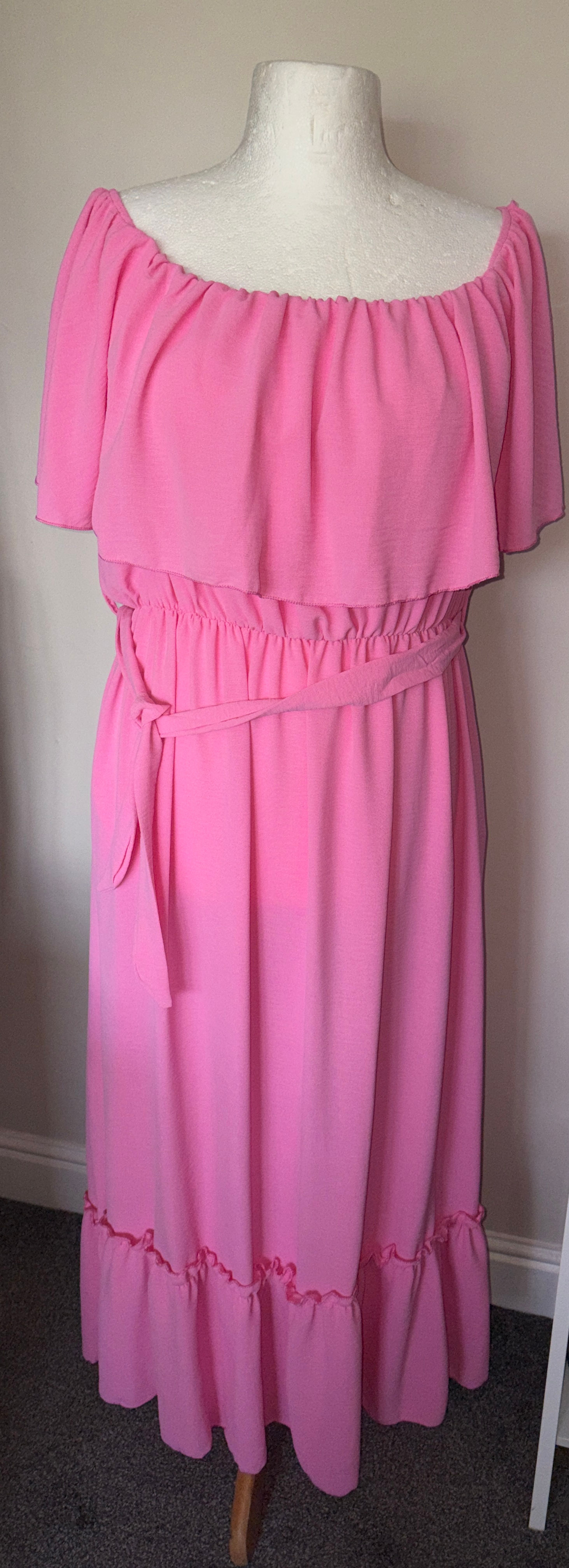 Maxi dress fit to 22:24