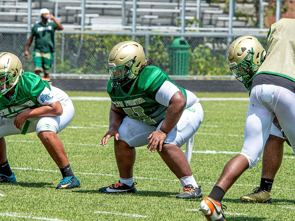 Senior Offensive Guard Benjamin Thompson