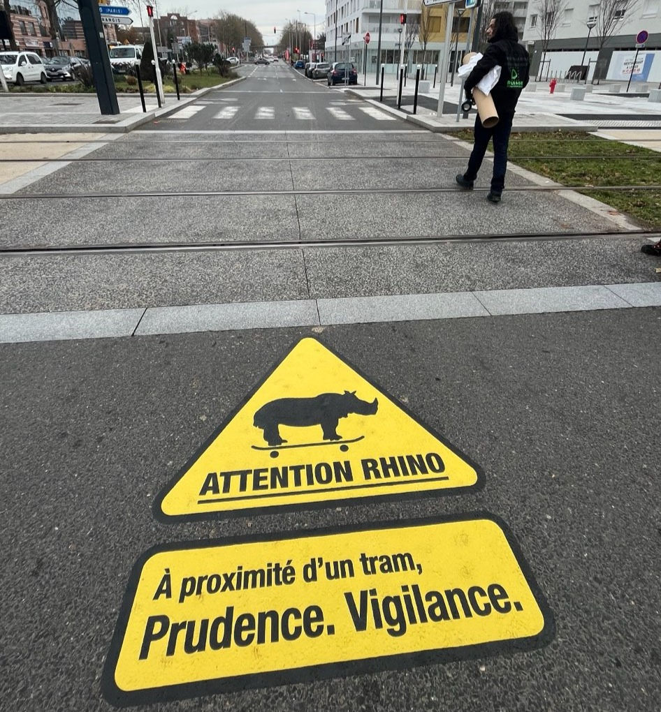 Signalétique proche des rames de Tram