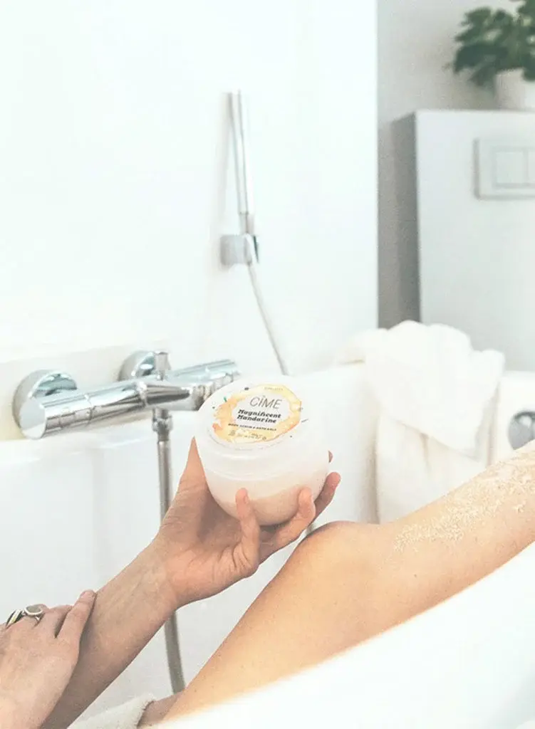 Thumbnail: Magnificent Mandarine - Bodyscrub & Badzout Cîme