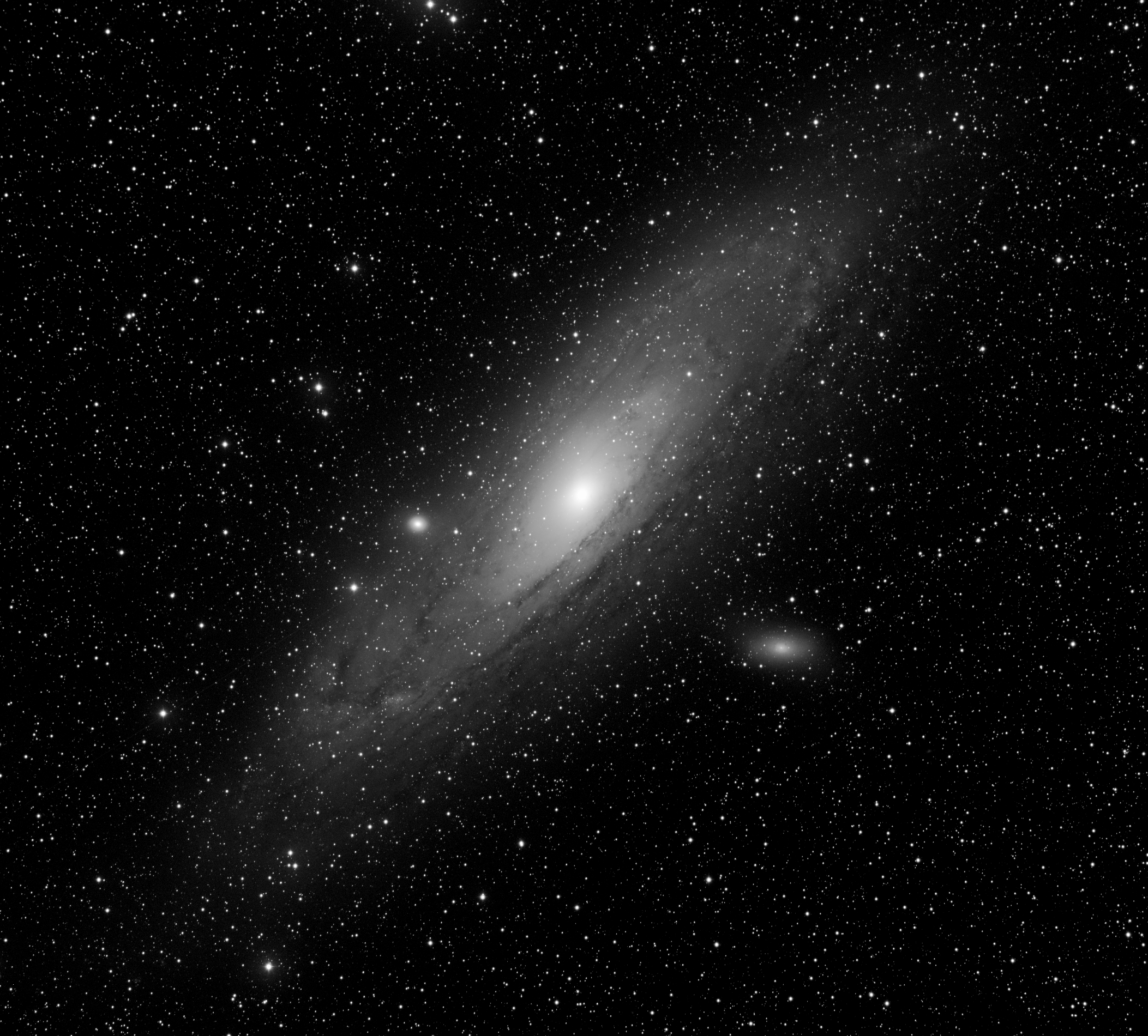 SPA-3_2022-08-30T03-06-15_AndromedaGalaxy_Luminance_600s_ID307483_cal