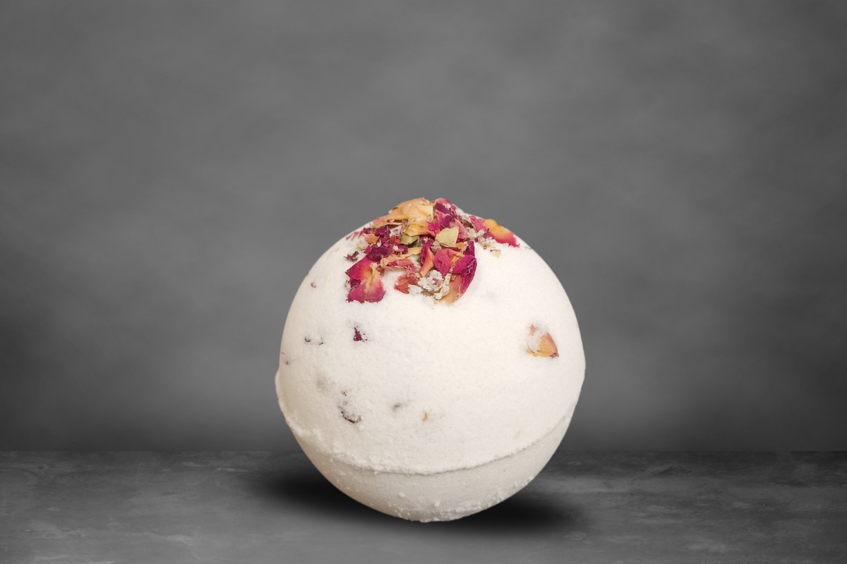 Foaming Rose Bath Bomb  160g