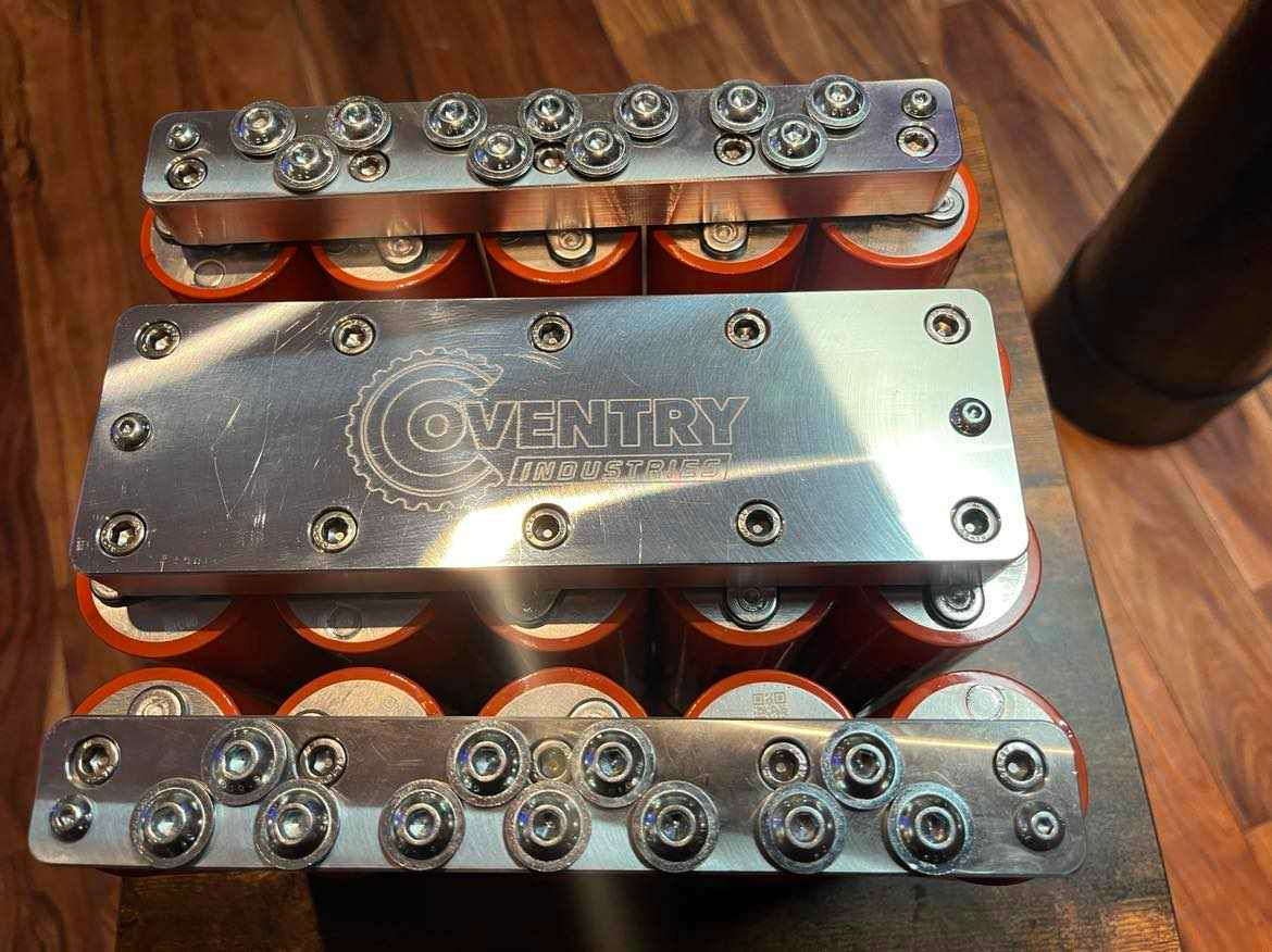 Sodium Ion 46145 3.0V 18ah Busbars