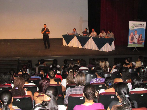 aula inaugural 1.JPG