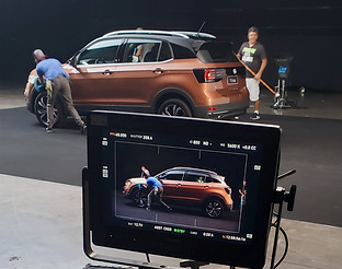 Limpeza de veículos no set