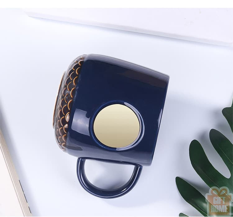 縮圖：創意銅牌馬克杯