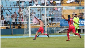EL CLÁSICO 308 LO GANAN LOS ROJOS DEL MUNICIPAL TRAS VENCER A COMUNICACIONES 1-