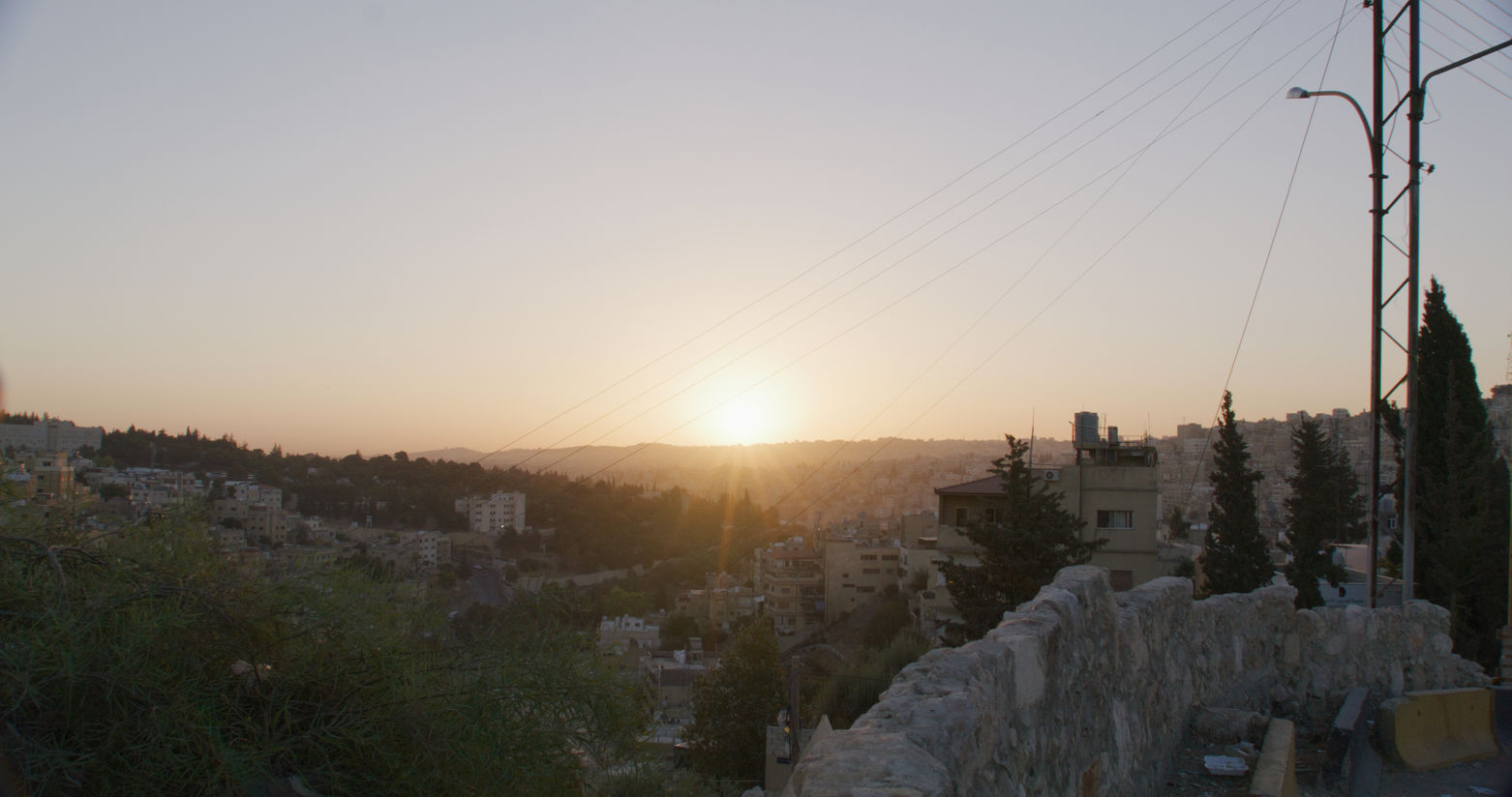 B123_B010_0920E4.0000000.jpg