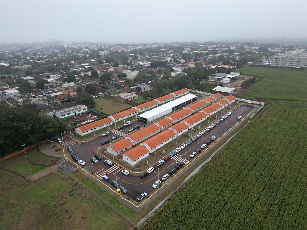 Projeto Moradias entrega novo lote de casas em Wood Frame e beneficia 60 famílias em Foz do Iguaçu