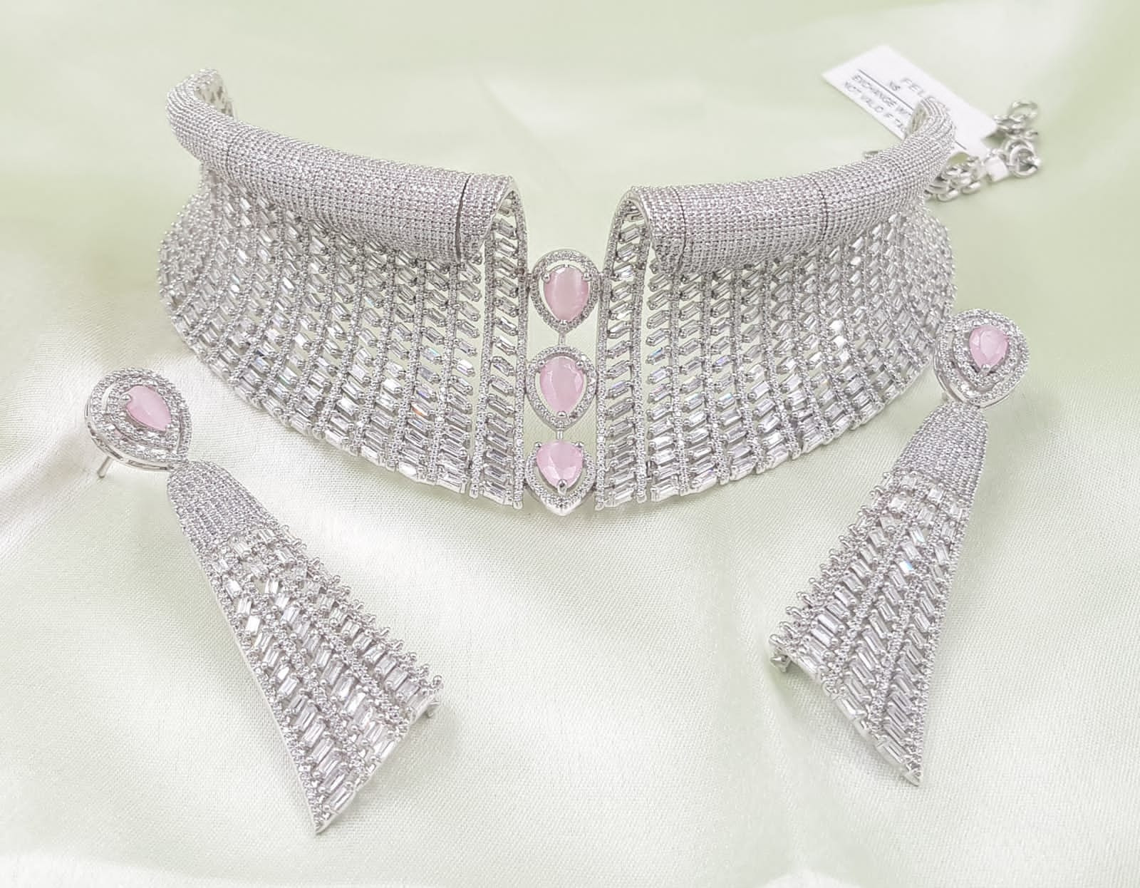 AD Pink Choker