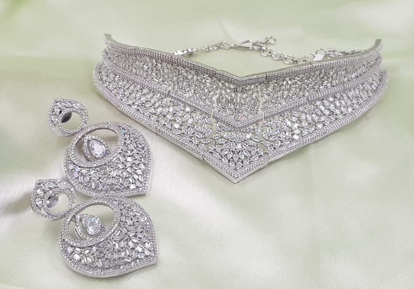 Alina diamond Choker