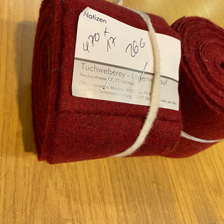 Wool leg wrap 470cm x 17cm € 26 Walkloden