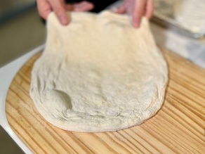 6 Ingredients for the Best Pizza Dough for Your Home Kitchen Oven