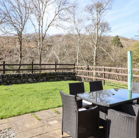 Cottage front seating