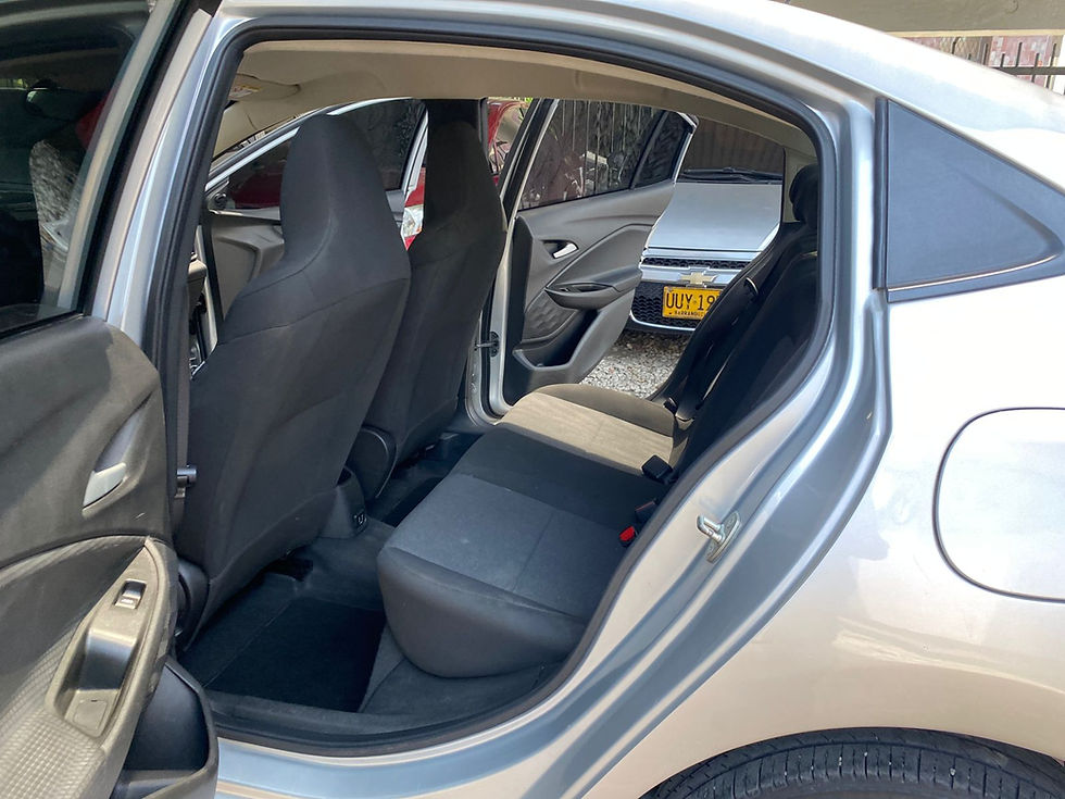 Miniatura: Chevrolet Onix LT 2021 4x2 Mecánica 1.0L