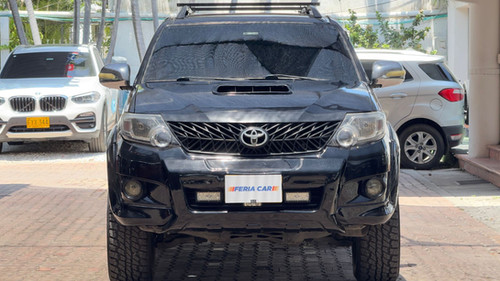 TOYOTA FORTUNER 2009 7 PUESTOS 3.0L AUTOMÁTICA 4X4